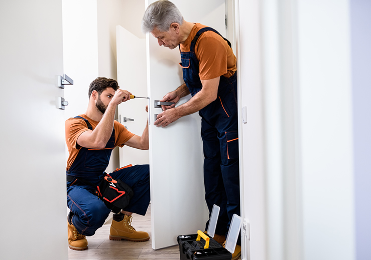 locksmith bolton